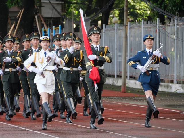 仲恺农业工程学院国旗护卫队